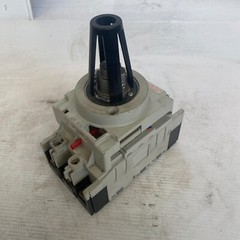 Terasaki TemBreak S125-GJ 3 pole 50A FC AC690V Circuit Breaker MCCB T2HP12R6BNC