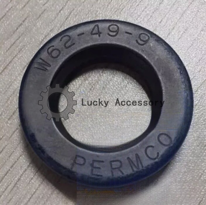 1PCS NEW FOR Gear pump oil seal W62-49-9