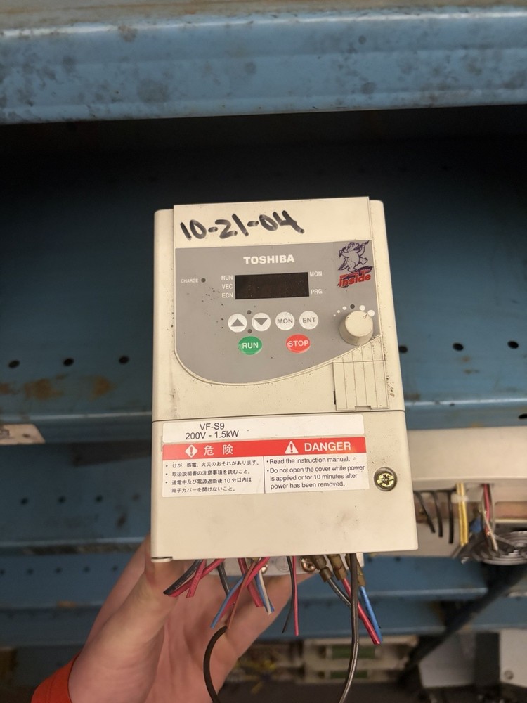 TOSHIBA VFS9-2015PM-WN(1) Inverter AC DRIVE VFS92015PMWN1 (USED)