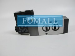 1Pcs New For EMC solenoid valve RV5231-08QM DC24V AC220V