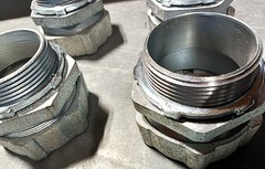 31250 OZ Gedney 31-250 2-1/2 MALL COMP CNDCONN NEW
