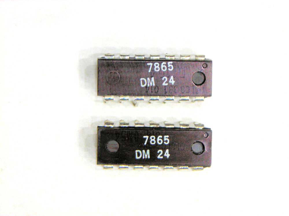 DM24 “Original” Delco 14P DIP IC 1 pc