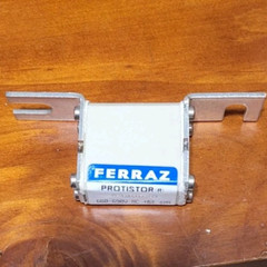Mersen Ferraz Protistor Semiconductor Fuse S330020 40A 660-690V AC Lot of 3 !!
