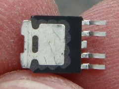 ONE LOT 25 LF18A 1.8V Linear LDO Voltage Regulators by STMicro — NEW and UNUSED
