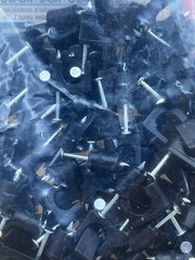 Bag of 100 Gardner Bender Coaxial Staples PCS-100B Masonry 1/4″ RG5/U RG6/U