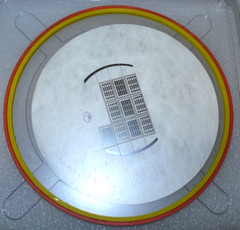 GDSI 250 NM W/10 NM CR Semiconductor Diced Silicon Wafer 14x23mm New