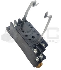 LOT OF 4 OMRON PYF08A RELAY SOCKET 7A 250V
