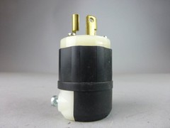 Leviton 4770-C Plug, 15A – NEW Surplus!