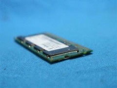 Infineon HYS64D32020HDL-6-C PC2700S-2533-0-A1 256MB