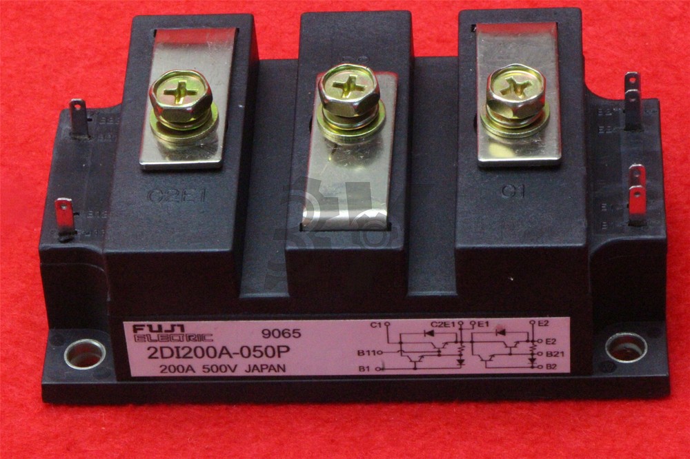 1PCS NEW 2DI200A-050P FUJI MODULE 2DI200A050P