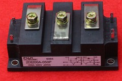 1PCS NEW 2DI200A-050P FUJI MODULE 2DI200A050P