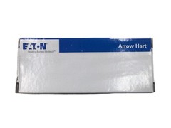Eaton/Arrow-Hart IG5362RN 20 Amp 2P 3W 125V 5-20R Duplex Receptacle