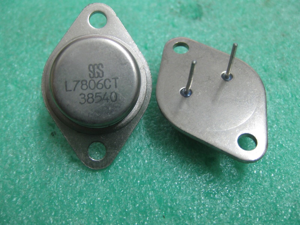 1x L7806CT Voltage Regulators