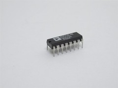 229556 New-No Box; Analog Devices AD558JN Microprocessor Compatible 8-Bit DAC