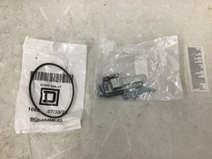 SQUARE D – 9422ATCN301 30A, 600V, no fuse 6 inch handle NEMA 4Disconnect Switch