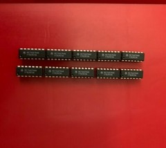 10x MC74HC14AN MOTOROLA 74HC14AN IC INVERTER HEX SCHMITT 14 PIN DIP