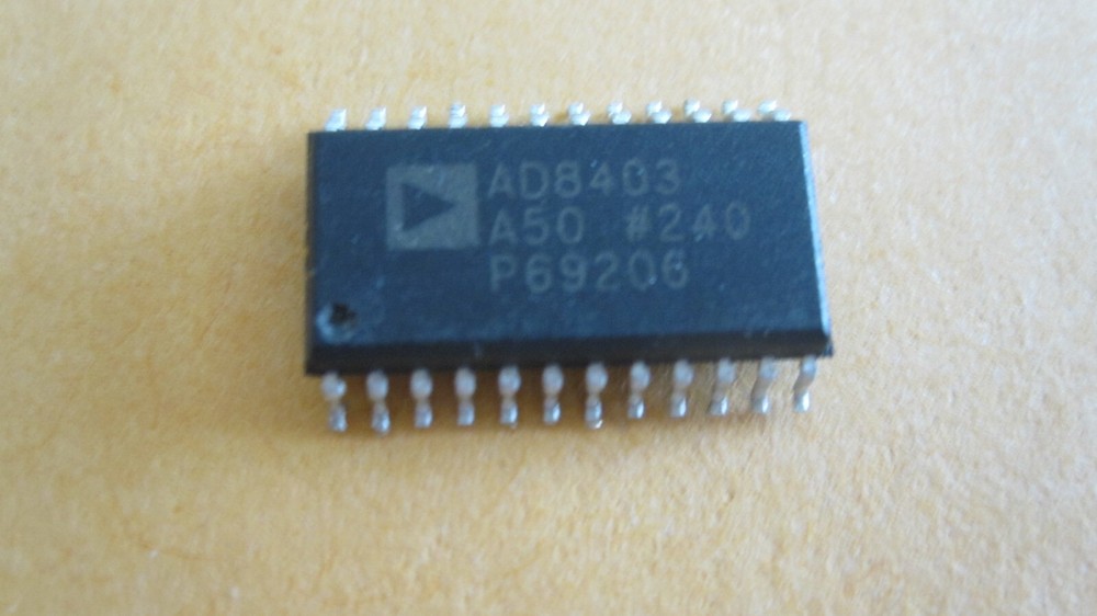 2pcs AD8403ARZ10 AD8403A10 SOP-24,4-Channel Digital Potentiometer