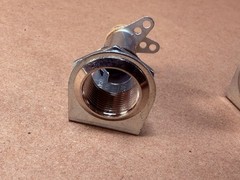 AERONAUTICAL ELEC 75-302 PANEL MOUNT LAMP BULB BAYONET BASE SOCKET HOLDER
