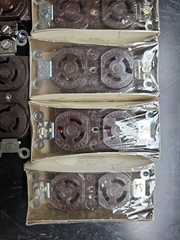 Lot 8 Arrow Hart 6580 Locking Duplex Receptacle 15A 250V 2P 3W NEMA L6-15R H&H