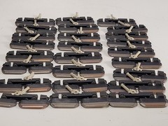 Rapistan Vahle XB15070259 KDS2/40 PH 168073 Carbon Brush Assembly 25 Pcs