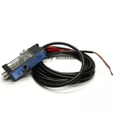 1PC KEYENCE FS2-60 Fiber Optic Amplifier Sensor New In Box Expedited Shipping