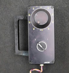JAKOB electronic handwheel with magnetic holder IHL 100 No. 90334-00 year: 1989