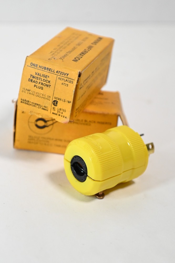 Hubbell 4723VY – Valise TWISTLOCK Dead Front Plug | 15A 125V