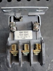 1) Cutler-Hammer C25DND330 30A 120V Coil