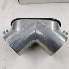 New Box Of 5 Arlington HL-100 Combination Pulling Elbow HL100 AK