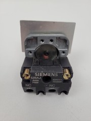 52PA8B2 Siemens Red Push Button With 52BAJ *NEXT DAY OPTION*