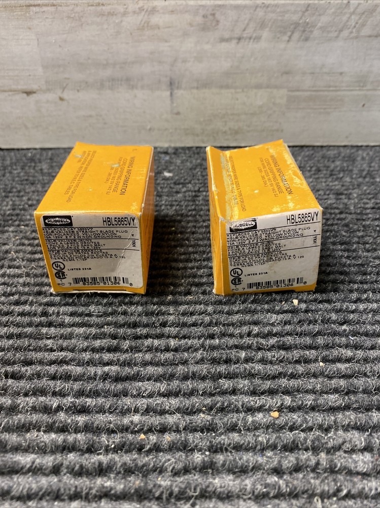 LOT OF 2 HUBBELL HBL5865VY HBL VALISE SERIES STRAIGHT BLADE PLUG, NEW #291261