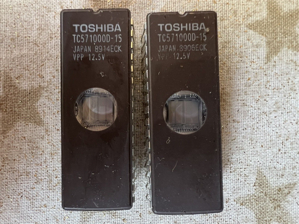Quantity 2 – TOSHIBA TC571000D-15 EPROM PROM