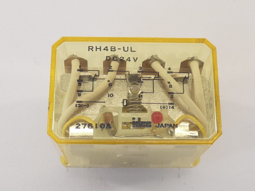 Idec RH4B-UL Relay 24VDC Led Indicator – NEW Surplus!