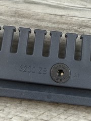 24 Igus 3200-ZBKMA-ESD Chainfix Tiewrap Strain Relief Plates 3200.ZB