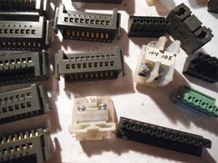 MIXED LOT OF TERMINAL BLOCKS / ELECTRICAL CONNECTORS