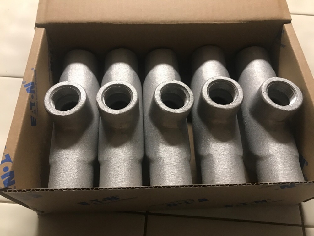 (Box of 5) Crouse-Hinds TB27-SA 3/4″, Aluminum Form 7 TB-Type Rigid Conduit Body