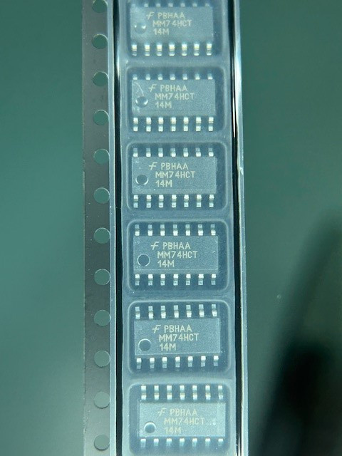 LOT OF 1,321 FSC MM74HCT14MX Inverter IC 6 Channel Schmitt Trigger 14-SOIC