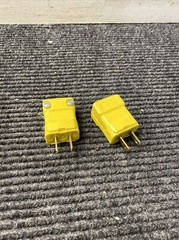 LOT OF 2 HUBBELL HBL5865VY HBL VALISE SERIES STRAIGHT BLADE PLUG, NEW #291261