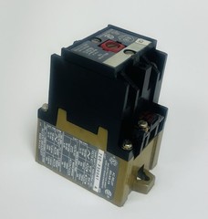 ALLEN BRADLEY NO. 700-P200A1 STANDARD AND TIME DELAY CONTACT 2 NO OPEN TYPE