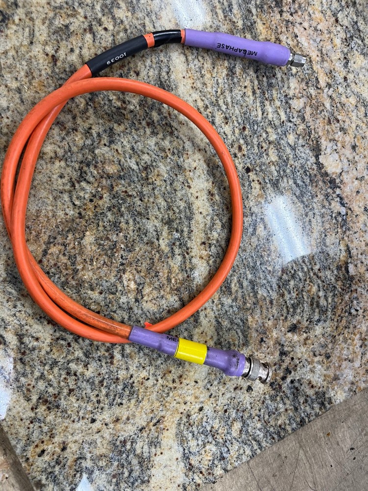 7CC Megaphase RF Orange 36 Inch 1GVT4 20565 BNC to SMA Cable