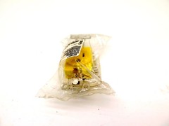 Bryant 5261CR Yellow Industrial Corrosion Resistant Receptacle 120V 15A
