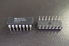 Lot of 2 MIC5800BN Micrel 4 Bit Parallel Input Latch Driver 0.5A 500mA 14 Pin