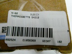 Box Of 10 Thomas & Betts 54212 Two Hole Copper Lug Standard Barrel 3/8in