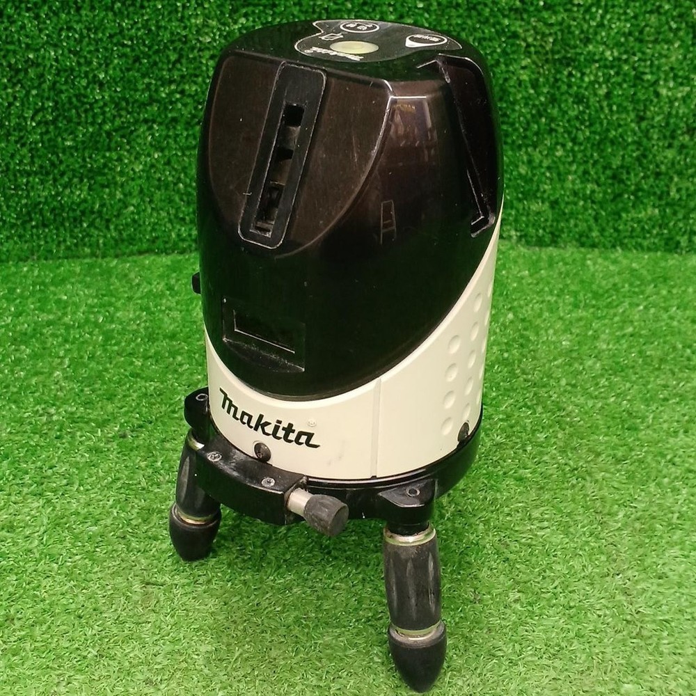 Makita SK22PH Laser Marker Tool with Line Width 2.5mm, Approx 20H Battery Use