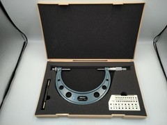 Mitutoyo Micrometer Precision Measuring Tool