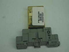 Idec RH1B-U RH1BU Relay w/ Socket 30 Days Warranty Expedited Shipping
