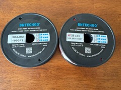 BNTECHGO 28 Gauge Silicone Wire Spool red 950ft and Black 950ft .