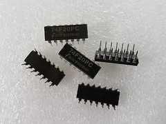 FAIRCHILD 74F20PC NAND Gate 2-Element 4-IN Bipolar 14-Pin PDIP **NEW** Qty.5