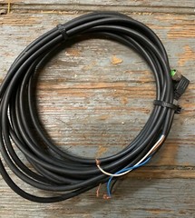 MURR ELEKTRONIK 7000-08101-6110500 WITH APPROX. 16′ OF CABLE