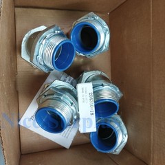 (5 PCS/BOX) THOMAS & BETTS Connector 5345 New in Factory Box